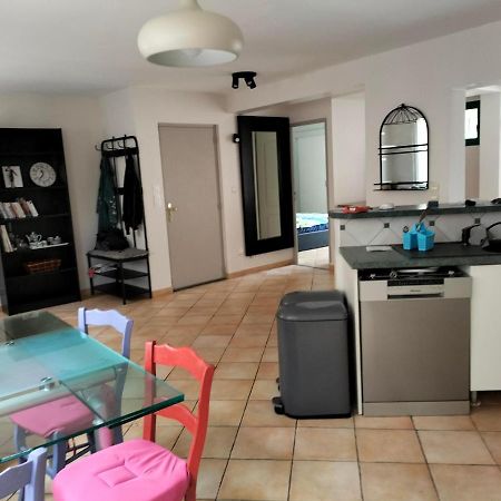 Appartement Au Centre Ville Avec Un Beau Jardin Prive Lannion Eksteriør bilde