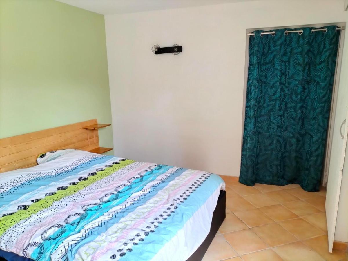 Appartement Au Centre Ville Avec Un Beau Jardin Prive Lannion Eksteriør bilde